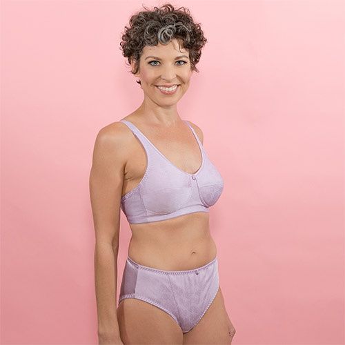 Special Pocketed Bra for Post Surgery Elderly Women Cotton Front