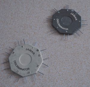 Jamar Discriminator