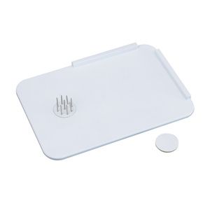 https://i.webareacontrol.com/fullimage/300-X-290/1/l/131020155550homecraft-plastic-spread-board-with-spikes-l-T.png