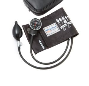 Mckesson LUMEON Aneroid Sphygmomanometer
