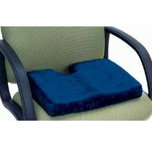 https://i.webareacontrol.com/fullimage/300-X-290/2/1/2122020436essential-medical-memory-pf-sculpture-comfort-seat-cushion-with-cut-out-ig-1-T.png