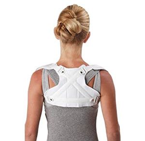 Velpeau Figure 8 Clavicle Brace - Broken Collarbone Support, Posture  Corrector for Injuries & Fractures, Upper Back and Shoulder Pain Relief,  Comfortable for Men and Women（Small） : : Health & Personal Care