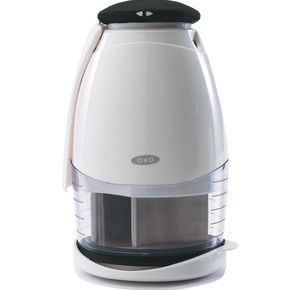 https://i.webareacontrol.com/fullimage/300-X-290/2/l/20820151130oxo-good-grips-deluxe-chopper-l-T.png