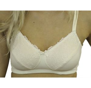 Nearly Me 5384 Christina Bra Mastectomy Pocket Bra