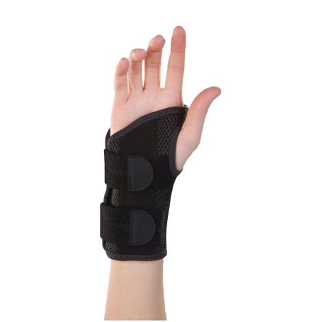 Mueller Fitted Wrist Brace