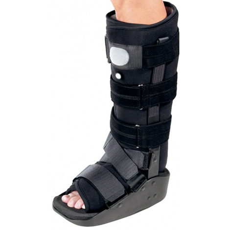 DonJoy MaxTrax Air Walking Boot